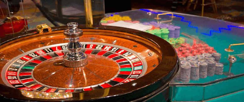 Roulette at Online Casino Odds Against Player